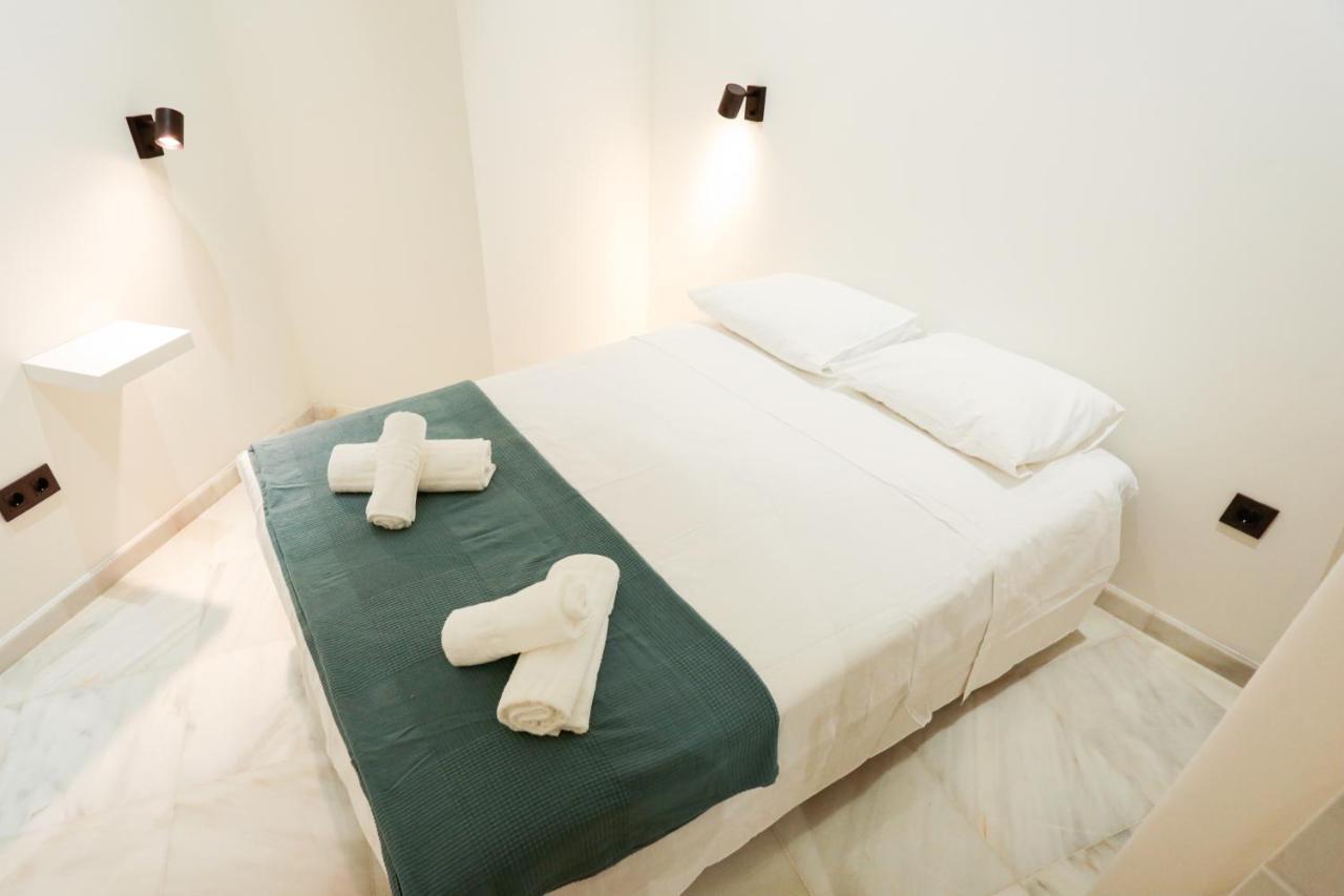Monkeys Apartments Cervantes セビリア エクステリア 写真