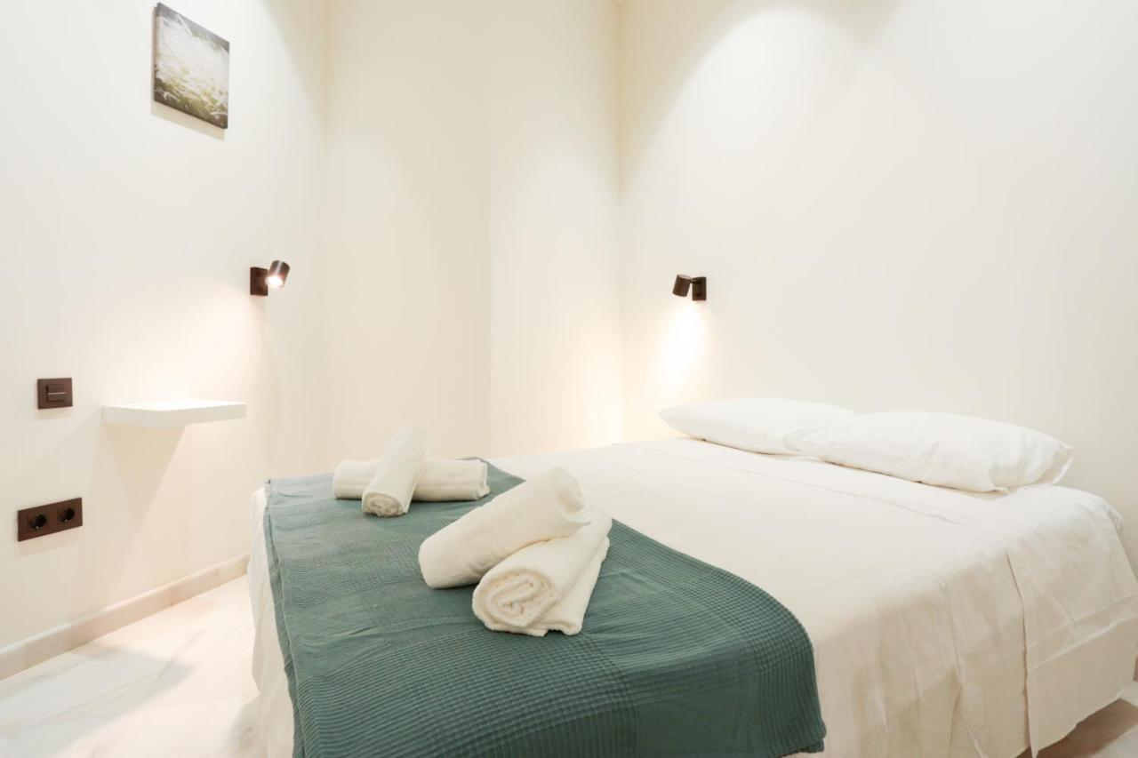 Monkeys Apartments Cervantes セビリア エクステリア 写真
