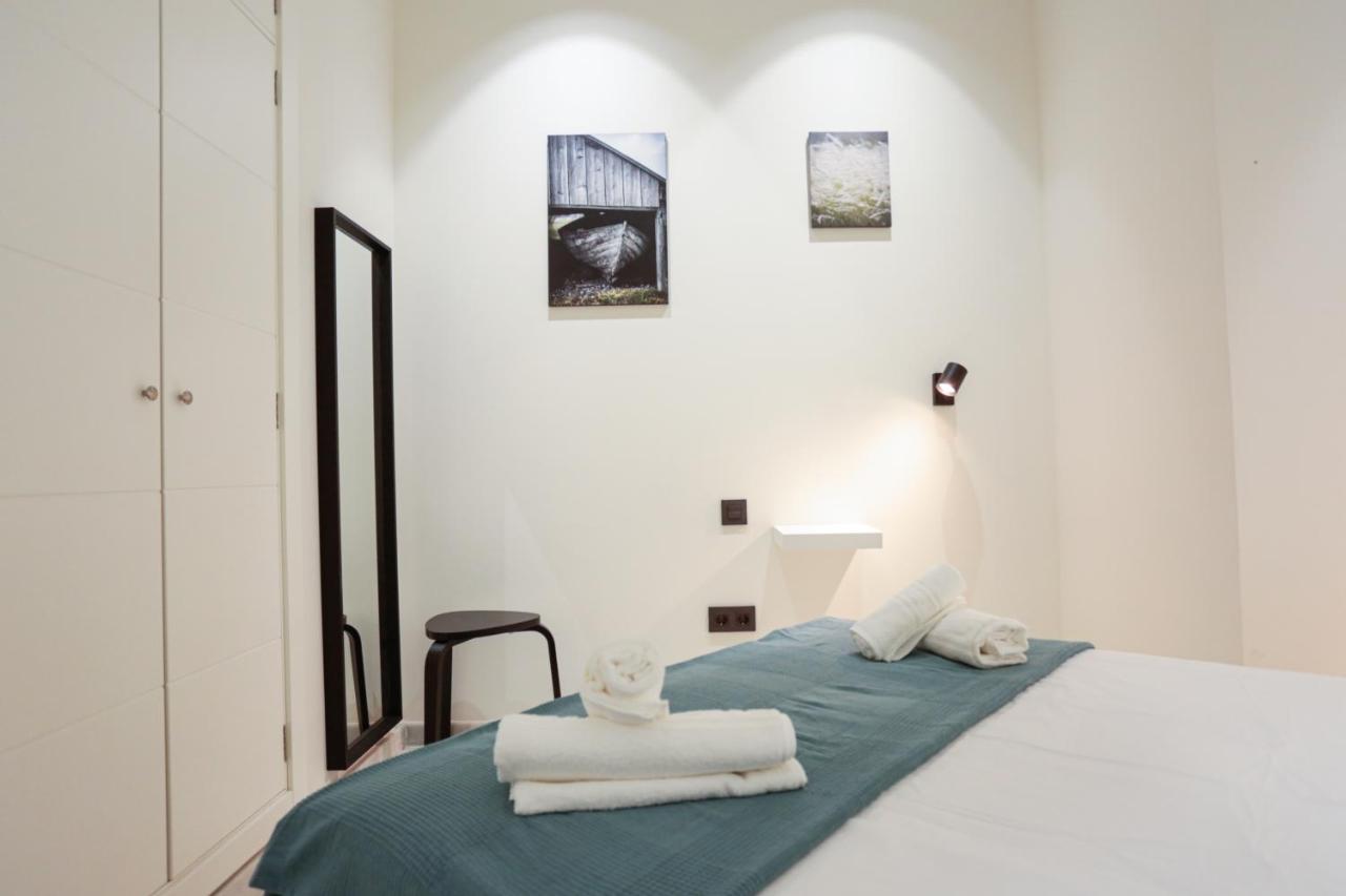 Monkeys Apartments Cervantes セビリア エクステリア 写真